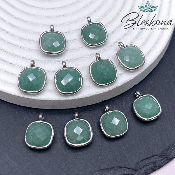 13мм, цвет серебро ,Подвеска квадрат Авантюрин в обрамлении 