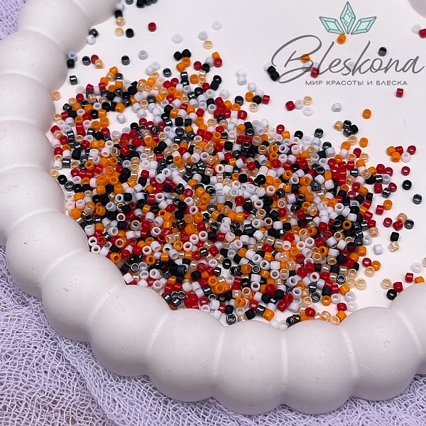 Бисер TOHO round 11/0 цвет №60-004 (микс)