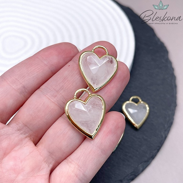 23,5*19 мм,Подвеска Сердце горный хрусталь ,цвет золото