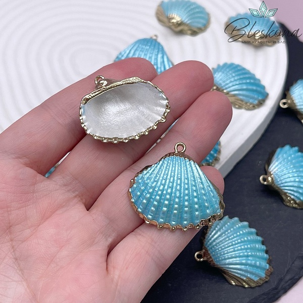(25-30)*(29-33) мм, Цвет золото, Подвеска Ракушка голубая