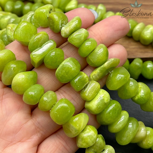 Оникс фриформ салатовый (6-10)*(10-15) мм