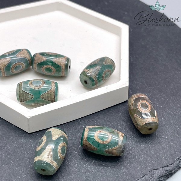 Бусина Дзи 3 глаза зеленый бочонок 25*13 мм