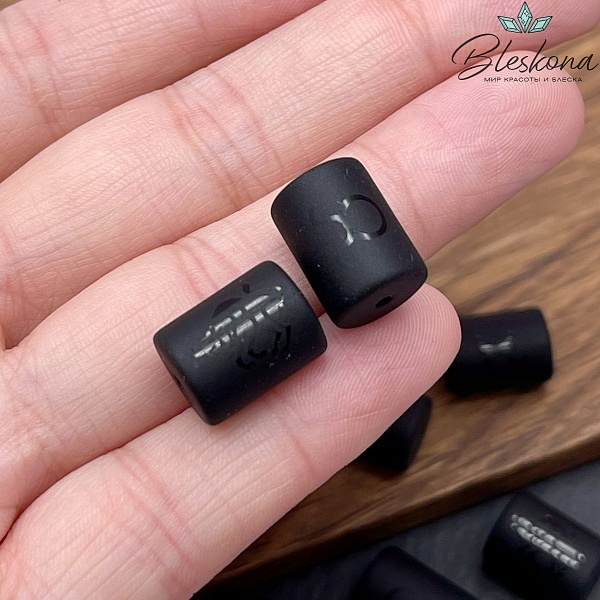 Бусина Знак зодиака Телец, стекло черное матовое 13,5*10 мм