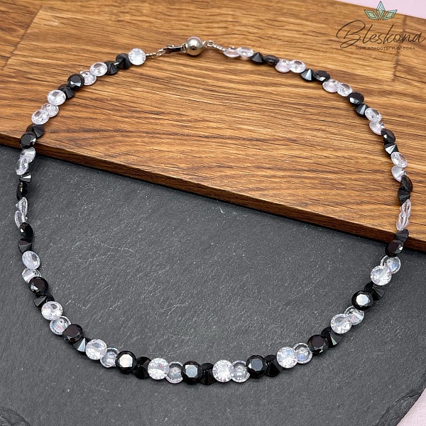 Циркон микс №1  конус огранка 7 мм (кубический цирконий, фианит) 