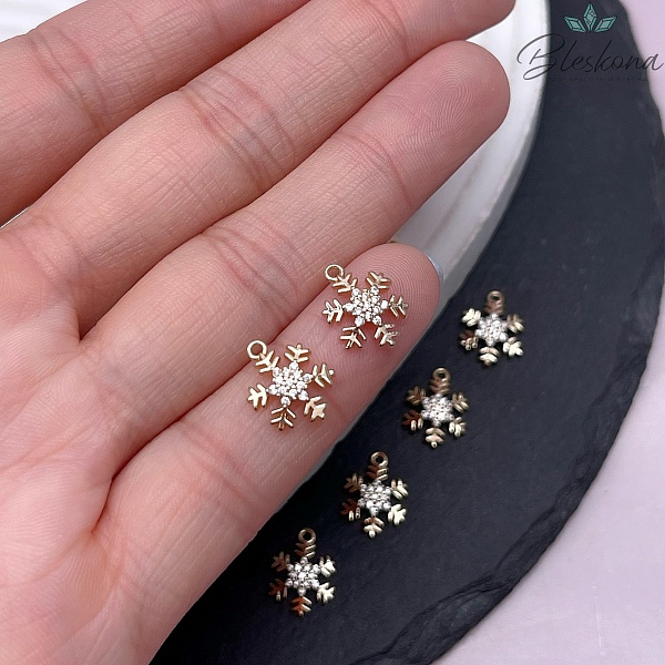 12*9 мм, Цвет золото, Подвеска Снежинка с цирконами