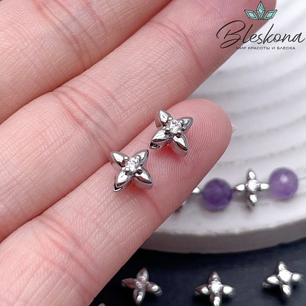 8 мм Цвет серебро, Бусина цветок c цирконом