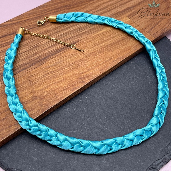 Шнурок косичка под кулон цвет голубой, золото 40 см