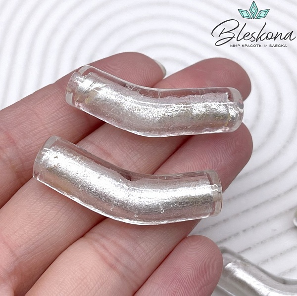 37-39 мм Бусина Трубочка белая