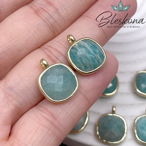 13мм, цвет золото ,Подвеска квадрат Амазонит в обрамлении 