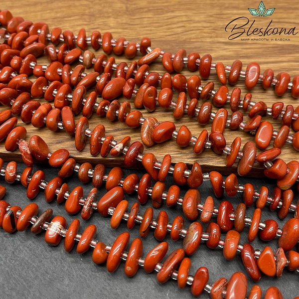 Яшма красная сколы шлифованные (3-4)*(8-13) мм