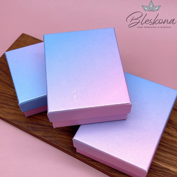 Коробка Розово-голубой градиент черная подложка 9*7*3 см УЦЕНКА
