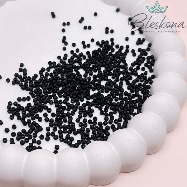 Бисер TOHO round 11/0 цвет №49F (оттенок черного)