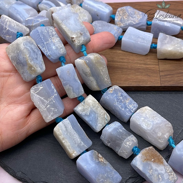 (24-29)*(16-19) мм, Агат голубой (Сапфирин) куски