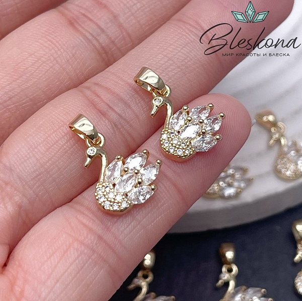 14*12 мм Цвет золото, Подвеска Лебедь цирконы