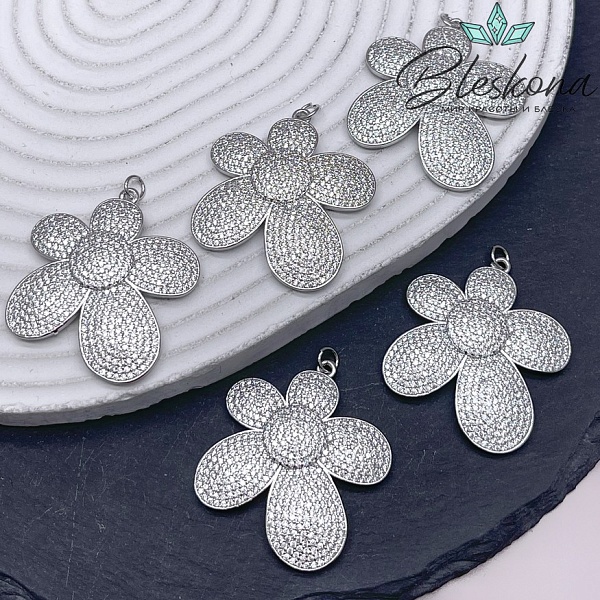 36*32 мм Цвет серебро, Подвеска цветочек с цирконами