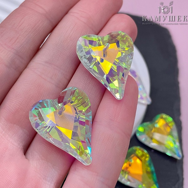26,5*21,5 мм, Подвеска сердце стекло белое с переливом (AB) уп. 2 шт