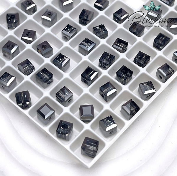 5601 Cube Bead 4 мм Crystal Silver Night B