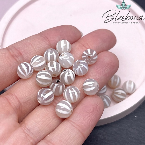 Бусина Дзи полосы серо-белый шар 8 мм уп.15 шт.
