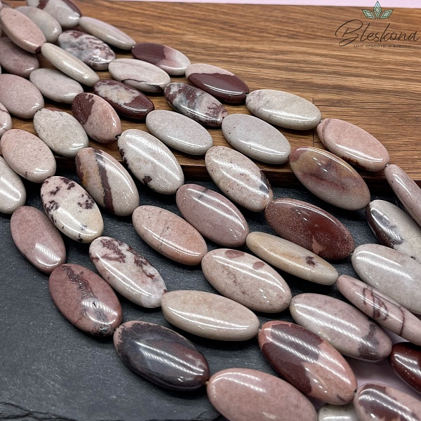 Яшма овал 30*15 мм