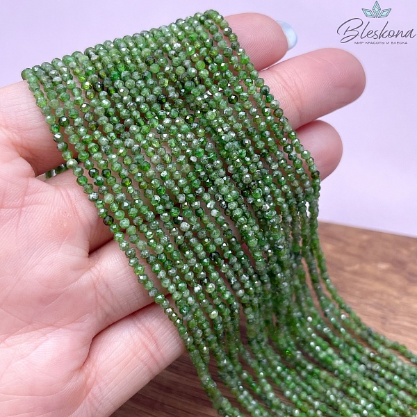 Хромдиопсид алмазная огранка 2 мм