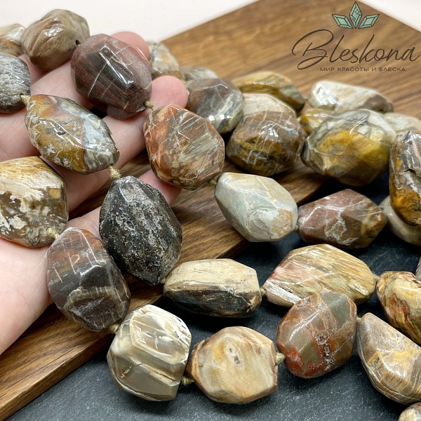 Окаменелое дерево фриформ огранка 20-23 мм