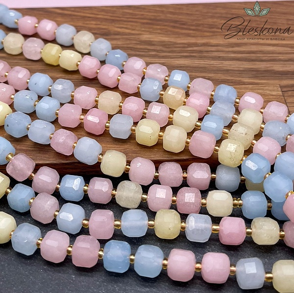 Кварц тонированный микс №2 куб в огранке 8*8 мм