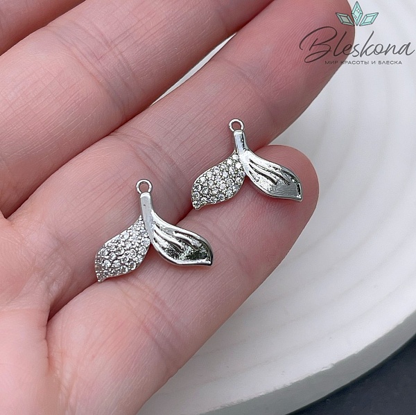 12*15 мм Цвет серебро, Подвеска Хвост кита цирконы