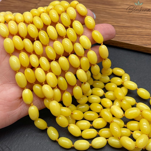 Янтарь ярко-желтый бочата 12*7 мм