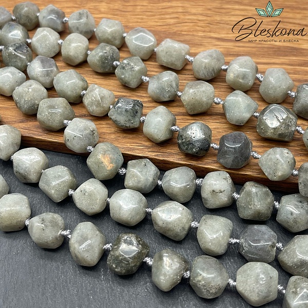 Лабрадор фриформ огранка бусины на увеличение 12-16 мм