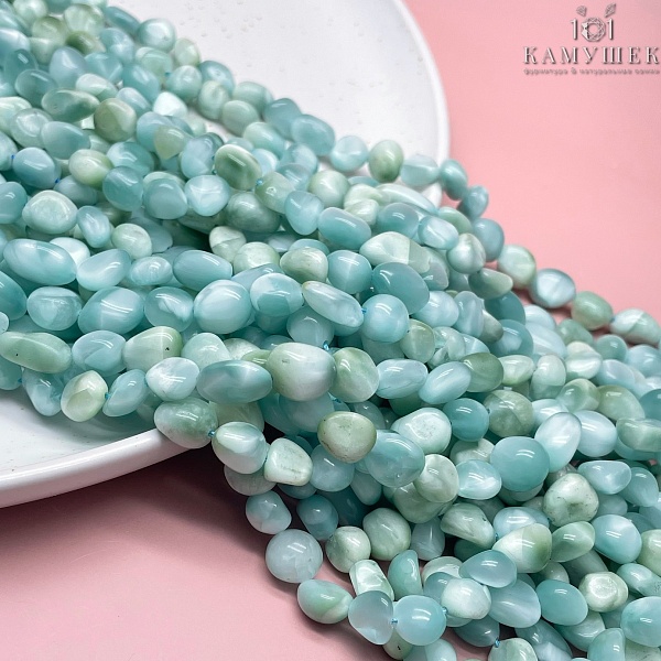 Волластонит (синтетический)  галтовка  8-10 мм 