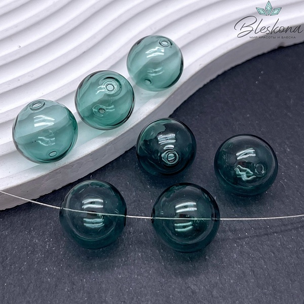 18 мм Бусина шар стекло темно- зеленое