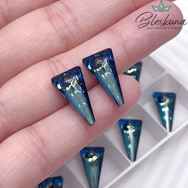 6480 Spike 18мм Crystal Bermuda Blue P
