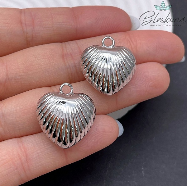 20*23мм Цвет серебро, Подвеска Сердце лучи объемное 