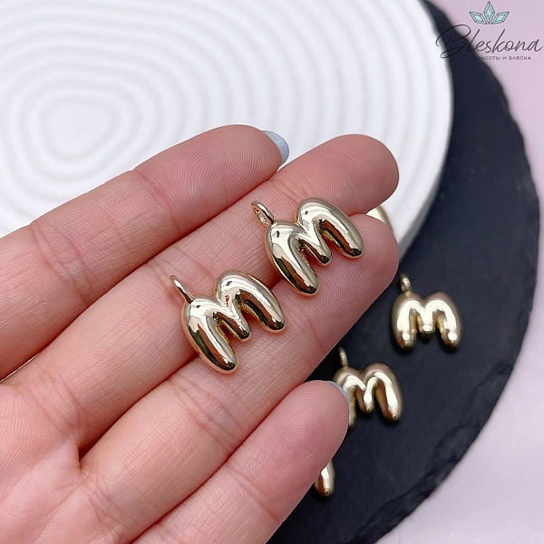 18 мм, Цвет золото, Буква объемная M