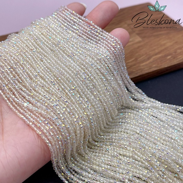 2 мм Бусины стекло бежевое с переливом алмазная огранка