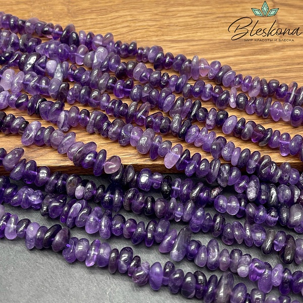 Аметист сколы шлифованные (2-5)*(6-12) мм