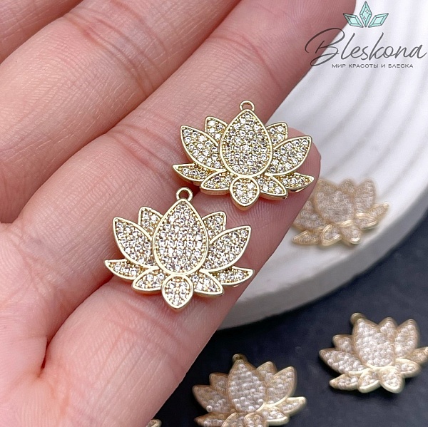 16,5*19,4 мм Цвет золото, Подвеска лотос белые цирконы