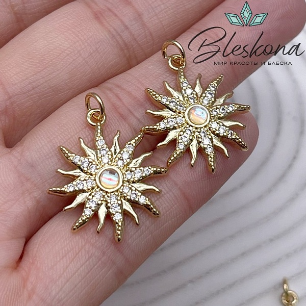 23*21 мм Цвет золото, Подвеска солнце с цирконами
