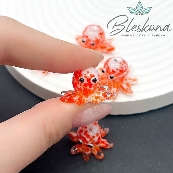 15,5*22 мм  Бусина осьминог красный