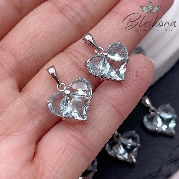 14,5*14 мм Цвет серебро, Подвеска Сердце голубые цирконы 