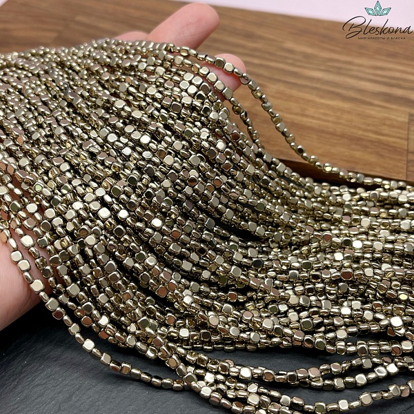 3*2 мм Гематин, темное золото, квадрат фриформ имитация