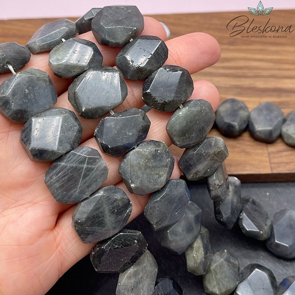 Лабрадор фриформ огранка №4 (13-16)*(17-20) мм