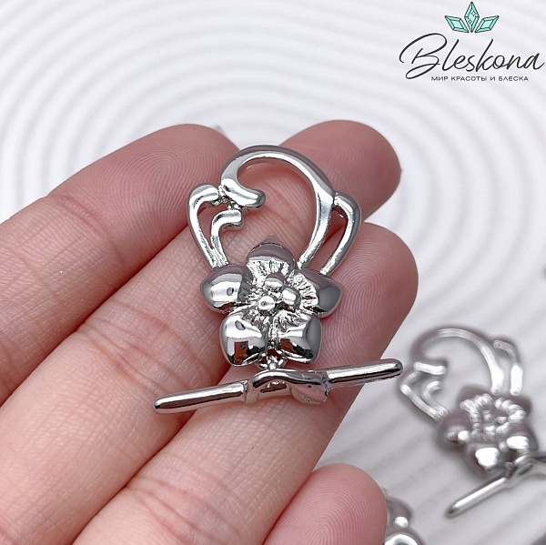 28,5*21,2 мм Цвет серебро, Замок Тогл цветок