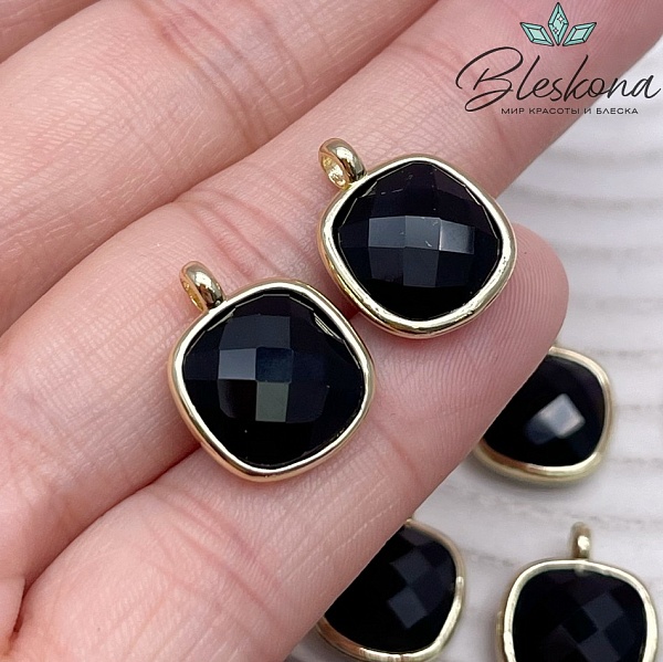 13мм, цвет золото ,Подвеска квадрат Агат черный в обрамлении 