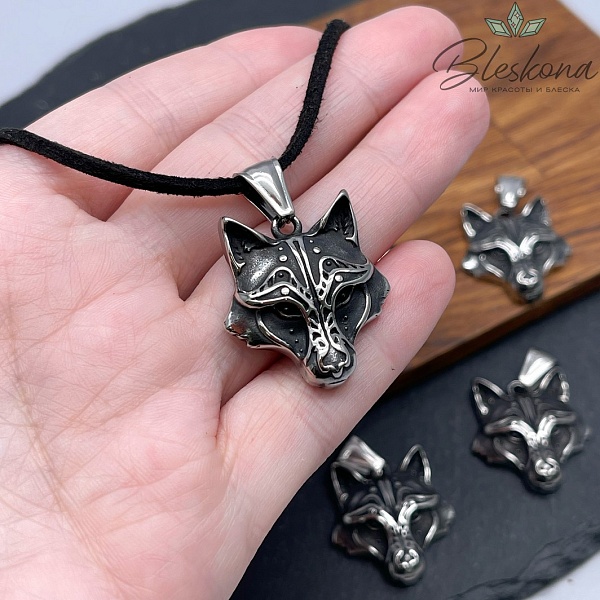 28*25 мм Цвет серебро, Подвеска Волк сталь