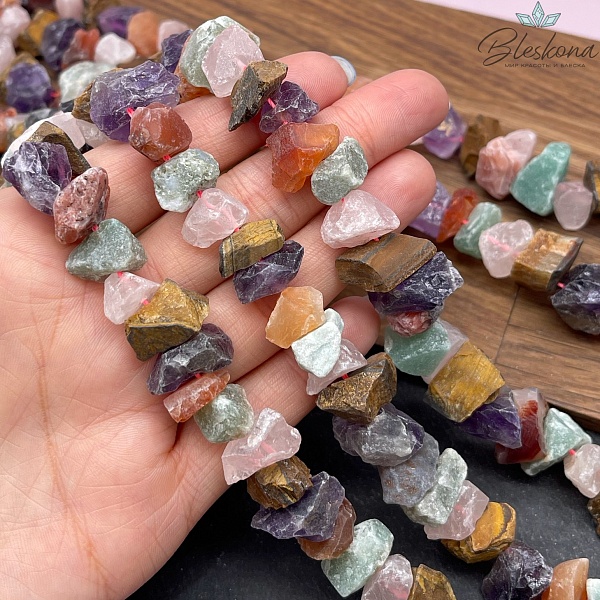 Микс куски розовый кварц, авантюрин, сердолик, аметист, тигровый глаз (6-10)*(12-20) мм