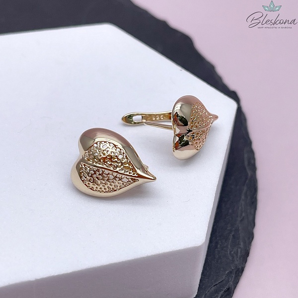 18*14 мм Цвет золото, Швензы Сердце Люкс