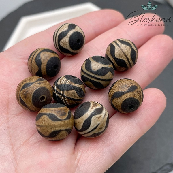 Бусина Дзи 2-й тигриный клык черно-коричневый матовый шар 14 мм уп.10 шт.