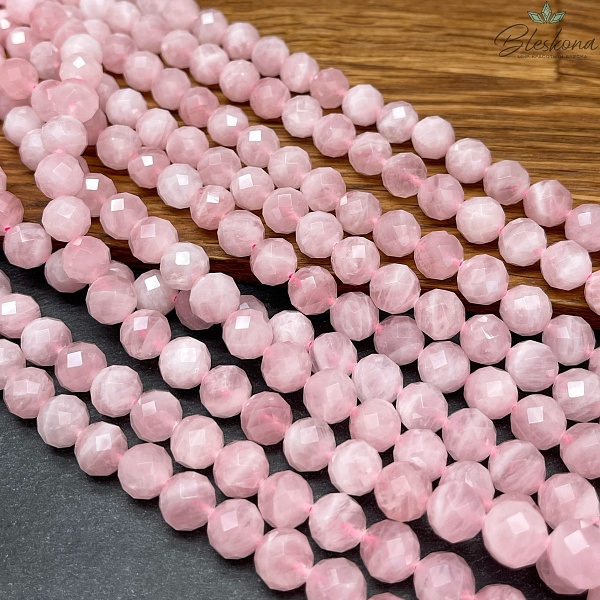 Мадагаскарский Розовый кварц алмазная огранка 10 мм