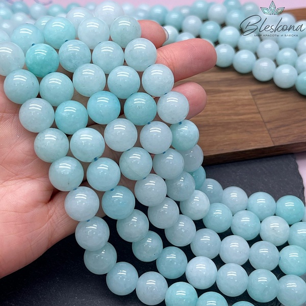 Кварц (тонированный) светло- голубой 12 мм